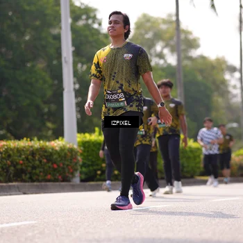 Runner Photo 6605452