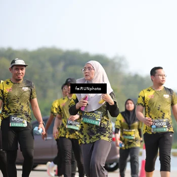 Runner Photo 6605458