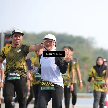 Runner Photo 6605459