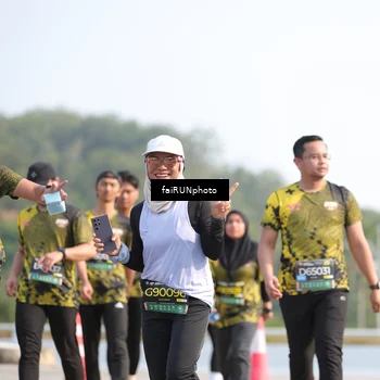 Runner Photo 6605466