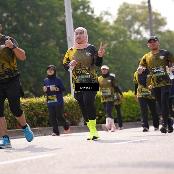 Runner Photo 6605494