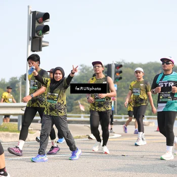 Runner Photo 6605511