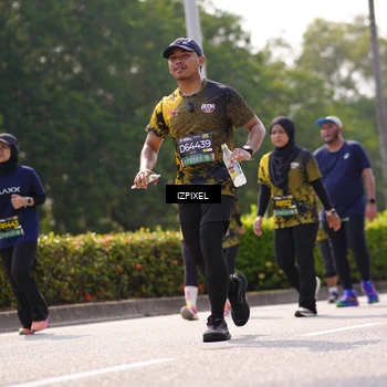 Runner Photo 6605516