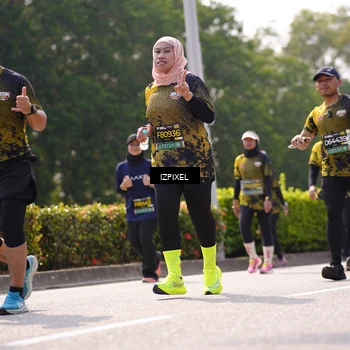 Runner Photo 6605543