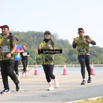 Runner Photo 6605564