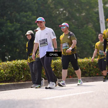 Runner Photo 6605590