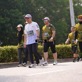 Runner Photo 6605599