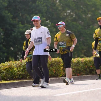 Runner Photo 6605615