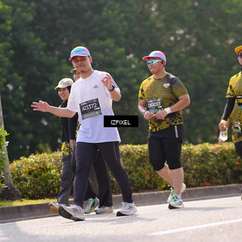 Runner Photo 6605622