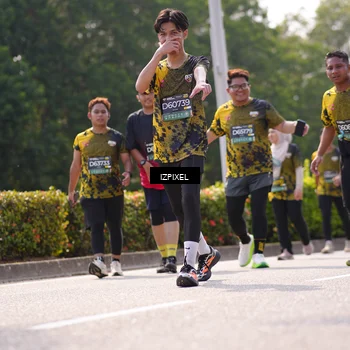 Runner Photo 6605660