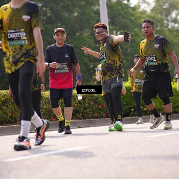 Runner Photo 6605669