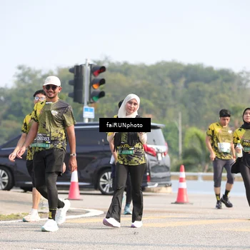 Runner Photo 6605676