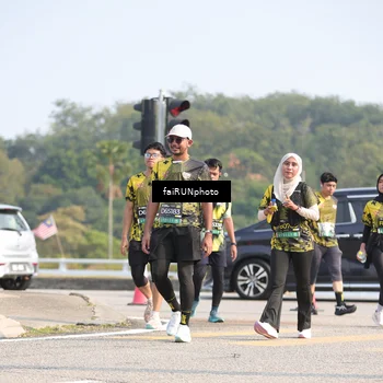 Runner Photo 6605711