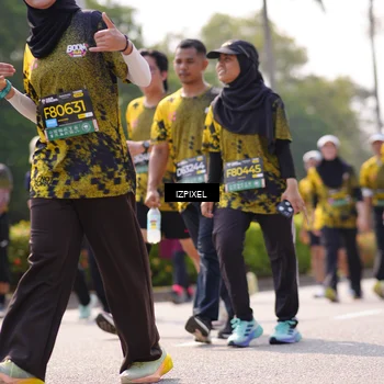 Runner Photo 6605716