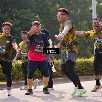 Runner Photo 6605735