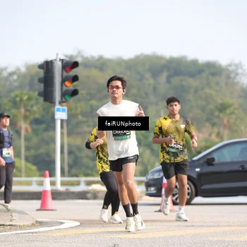 Runner Photo 6605766