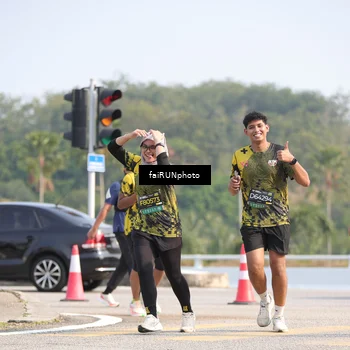 Runner Photo 6605771