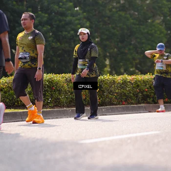 Runner Photo 6605875