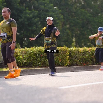 Runner Photo 6605892