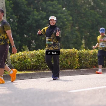 Runner Photo 6605899