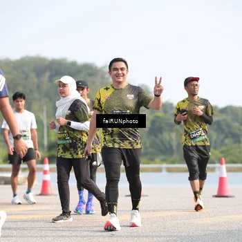 Runner Photo 6605902