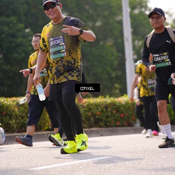 Runner Photo 6605941