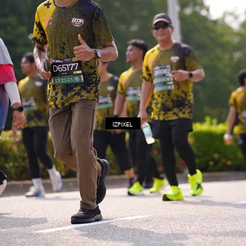 Runner Photo 6605942