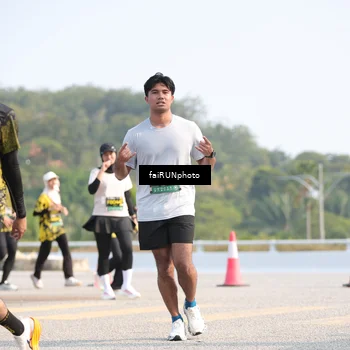 Runner Photo 6605974