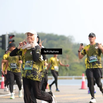 Runner Photo 6605990