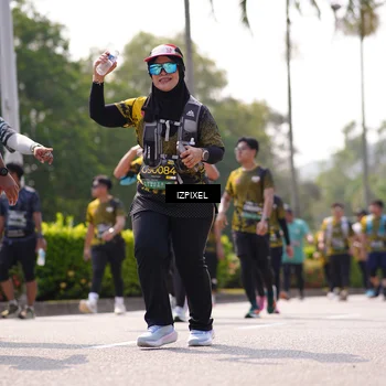 Runner Photo 6605996