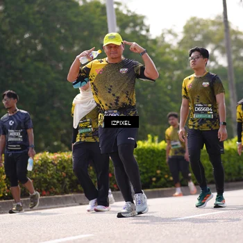 Runner Photo 6606036