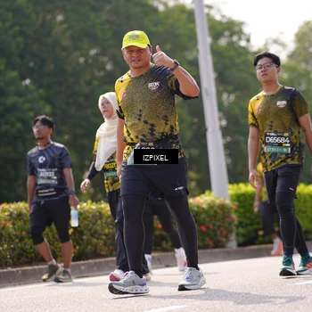 Runner Photo 6606079