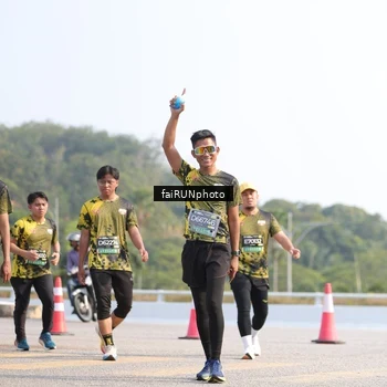 Runner Photo 6606085