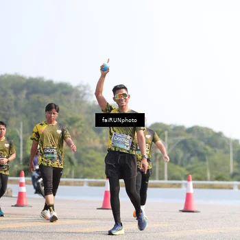 Runner Photo 6606089
