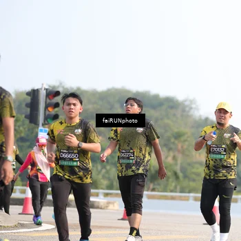 Runner Photo 6606110