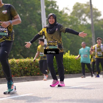Runner Photo 6606118