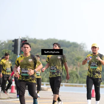 Runner Photo 6606133