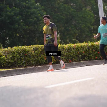 Runner Photo 6606144