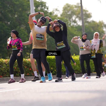 Runner Photo 6606177