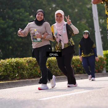 Runner Photo 6606224
