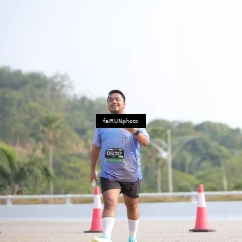 Runner Photo 6606234