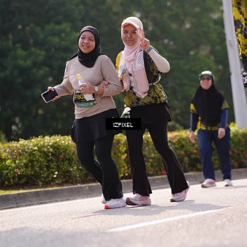 Runner Photo 6606237