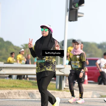 Runner Photo 6606245