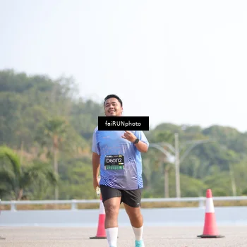 Runner Photo 6606249