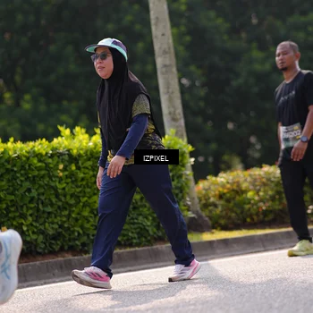 Runner Photo 6606262