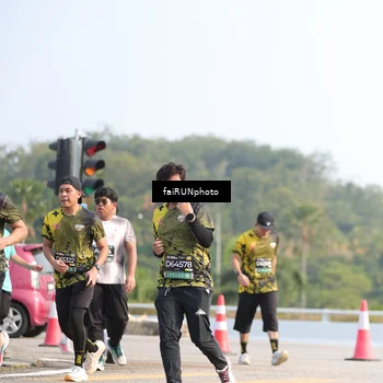 Runner Photo 6606290