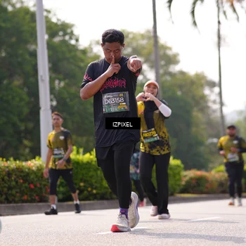 Runner Photo 6606306