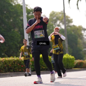 Runner Photo 6606317