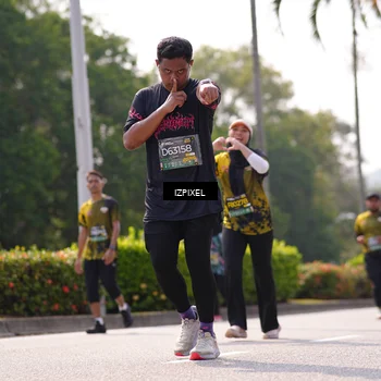 Runner Photo 6606322