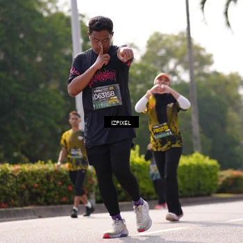 Runner Photo 6606325